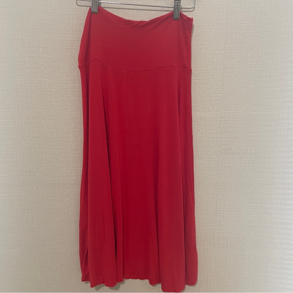 Lock & Love red knit midi skirt. Size: medium